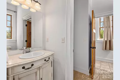 457 Coopers Hawk Drive, Asheville, NC 28803 - Photo 32