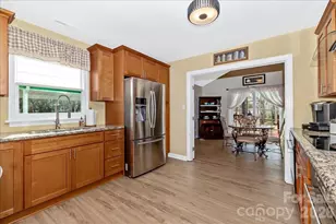 6415 Saddlewood Dr, Waxhaw, NC 28173 - Photo 2