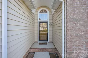 12602 Kemerton Ln, Huntersville, NC 28078 - Photo 4