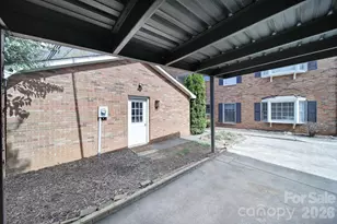 1012 Queens Rd, Charlotte, NC 28207 - Photo 24