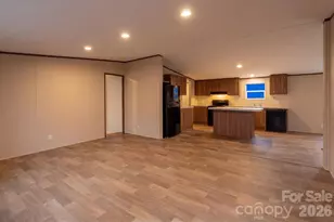 1685 Dawnview Ln, Lincolnton, NC 28092 - Photo 10