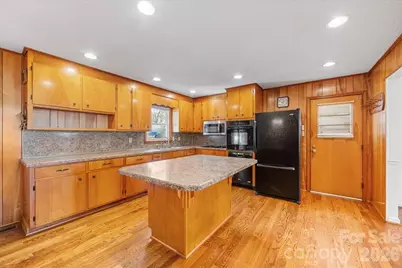 1224 Vickie Lane, Matthews, NC 28104 - Photo 8