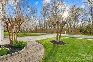 8312 Forest Shadow Cir, Cornelius, NC 28031 - Photo 8