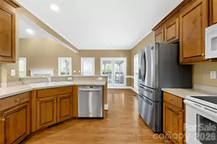 8312 Forest Shadow Cir, Cornelius, NC 28031 - Photo 22