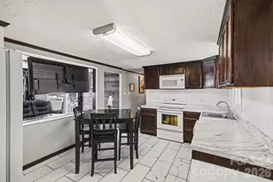 4203 Sunflower Ct, Gastonia, NC 28052 - Photo 10