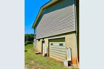 4092/4070 Hickory Boulevard, Granite Falls, NC 28630 - Photo 12