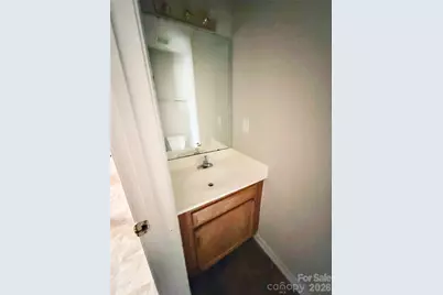 9162 Exbury Court, Charlotte, NC 28269 - Photo 10