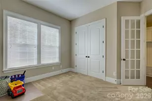 16518 Governors Club Ct, Charlotte, NC 28278 - Photo 24