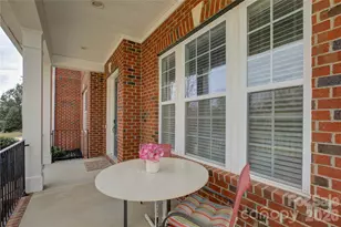 16518 Governors Club Ct, Charlotte, NC 28278 - Photo 4