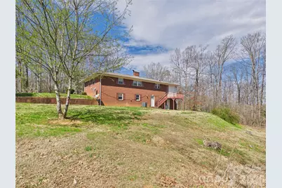 1331 Idlewood Street SW, Lenoir, NC 28645 - Photo 6