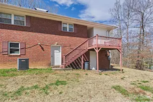 1331 Idlewood St SW, Lenoir, NC 28645 - Photo 8