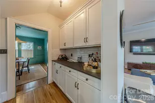 2101 Dartmouth Pl, Charlotte, NC 28207 - Photo 10