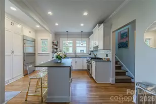 2101 Dartmouth Pl, Charlotte, NC 28207 - Photo 12