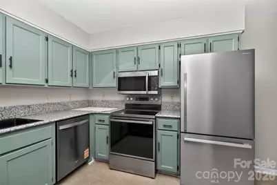 7302 Winery Lane, Charlotte, NC 28227 - Photo 2