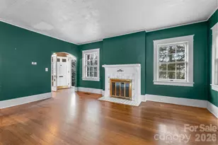 708 E Lake Dr, Greensboro, NC 27401 - Photo 6