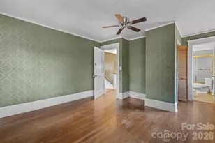 708 E Lake Dr, Greensboro, NC 27401 - Photo 12