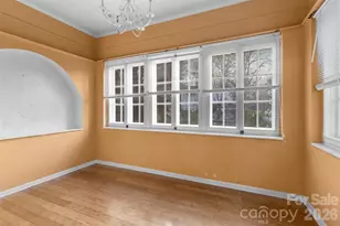 708 E Lake Dr, Greensboro, NC 27401 - Photo 4