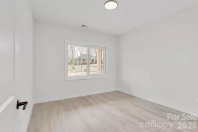 1500 Avalon Oaks Court, Dallas, NC 28034 - Photo 20