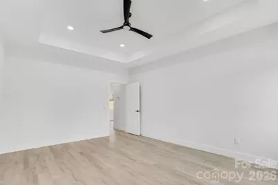 1500 Avalon Oaks Court, Dallas, NC 28034 - Photo 32