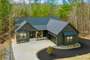 4374 Poplar Bluff Dr, Lenoir, NC 28645 - Photo 2