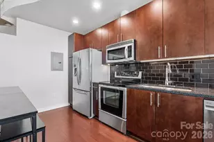 210 N Church St, Charlotte, NC 28202 - Photo 4