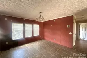 123 Earls Ridge Rd, Gaffney, SC 29341 - Photo 4