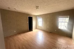 123 Earls Ridge Rd, Gaffney, SC 29341 - Photo 8