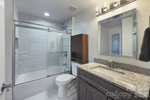 718 W Trade St, Charlotte, NC 28202 - Photo 20