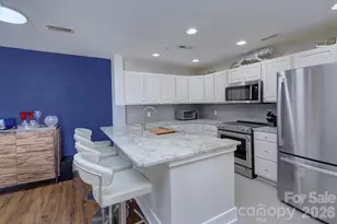 718 W Trade St, Charlotte, NC 28202 - Photo 10