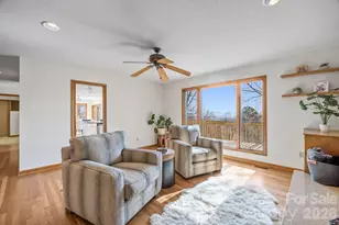 1105 High Vista Dr, Mills River, NC 28759 - Photo 12