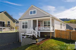 1022 Padgett Pl, Black Mountain, NC 28711 - Photo 4
