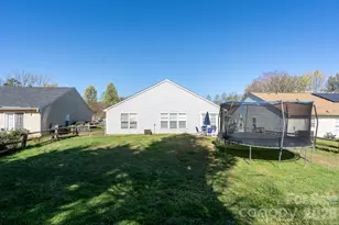 3117 Willamette Valley Dr, Charlotte, NC 28215 - Photo 22