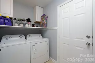 3117 Willamette Valley Dr, Charlotte, NC 28215 - Photo 16