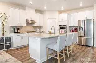 9317 Dunwich Dr, Gastonia, NC 28056 - Photo 4