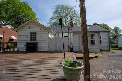 1339 11th Street NW, Hickory, NC 28601 - Photo 28