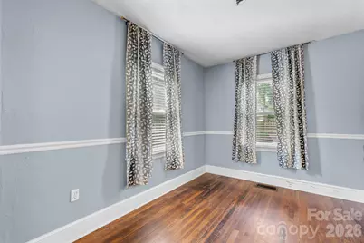 1339 11th Street NW, Hickory, NC 28601 - Photo 10