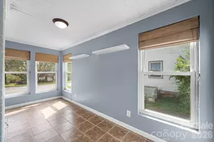 1339 11th St NW, Hickory, NC 28601 - Photo 14