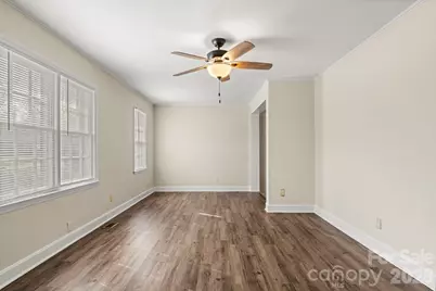 3200 Markland Drive, Charlotte, NC 28208 - Photo 8