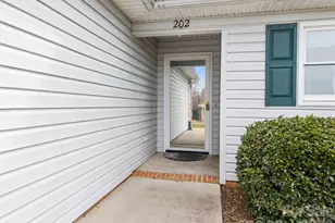 202 Hidden Creek Cir, Salisbury, NC 28147 - Photo 6