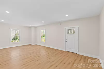 109 N College Street, Monroe, NC 28112 - Photo 8