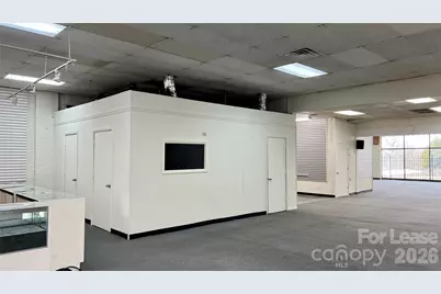 111 W King Street, Kings Mountain, NC 28086 - Photo 10