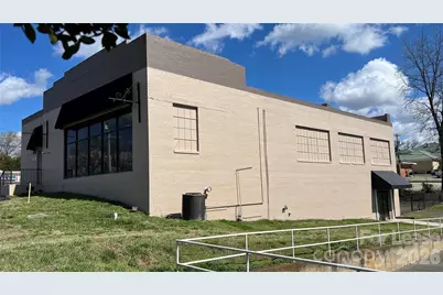 111 W King Street, Kings Mountain, NC 28086 - Photo 4