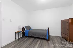 286 Valley Rd, Hickory, NC 28601 - Photo 14