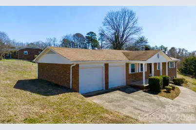 286 Valley Road, Hickory, NC 28601 - Photo 2