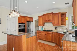 2312 Cota Ct, Charlotte, NC 28262 - Photo 10