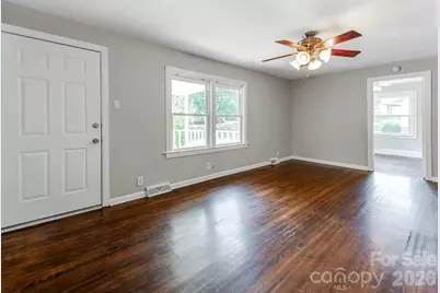 5216 Eaton Circle, Charlotte, NC 28208 - Photo 6