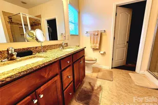 7315 Strawberry Fields Ln, Charlotte, NC 28278 - Photo 14