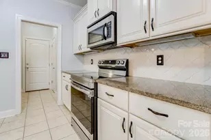 3909 Christin Gamble Ct, Bessemer City, NC 28016 - Photo 8