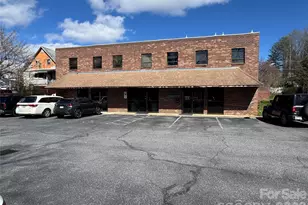 504 Mulberry St SW, Lenoir, NC 28645 - Photo 1