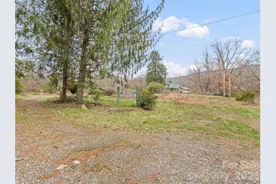 72 Topeka Drive, Sylva, NC 28779 - Photo 10
